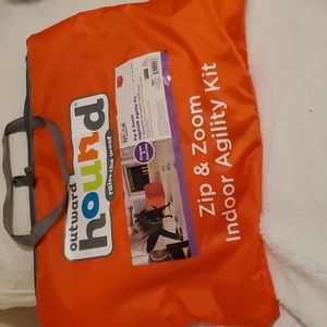 Zip & zoom agility kit. NWT